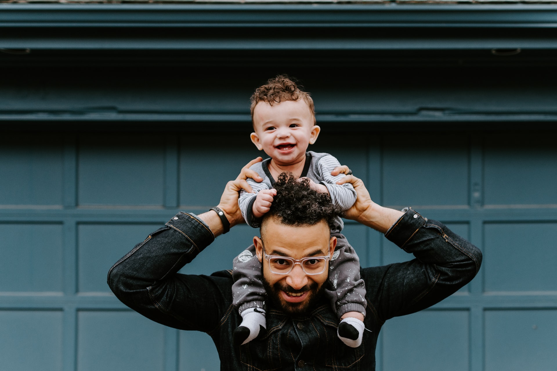 dad with young child - spd parenting coaching